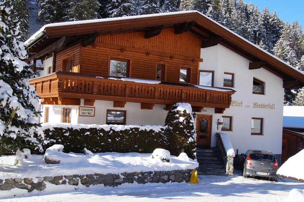 Blick Zum Wasserfall Sankt Leonhard im Pitztal Extérieur photo
